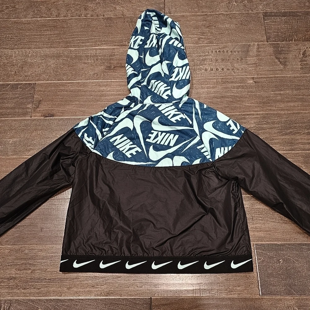 Nike hooded black
